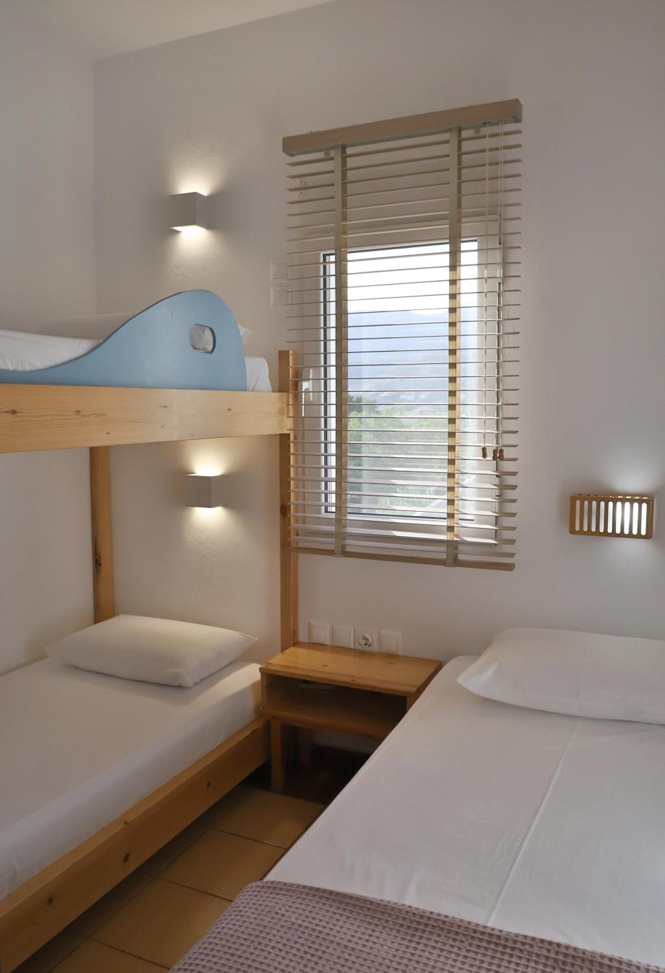 Aqua Bliss Apartment